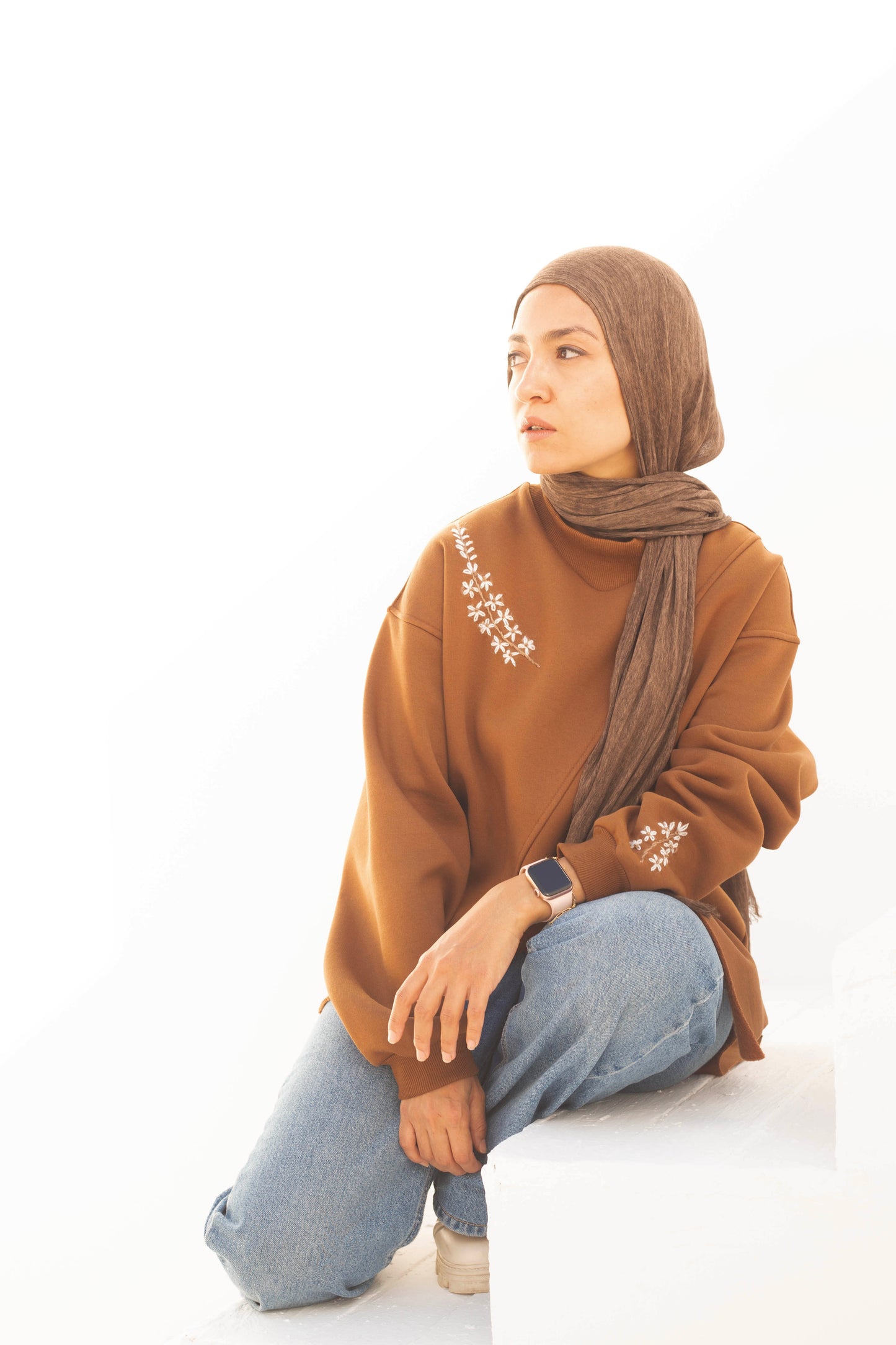 Blossom sweatshirt in brown