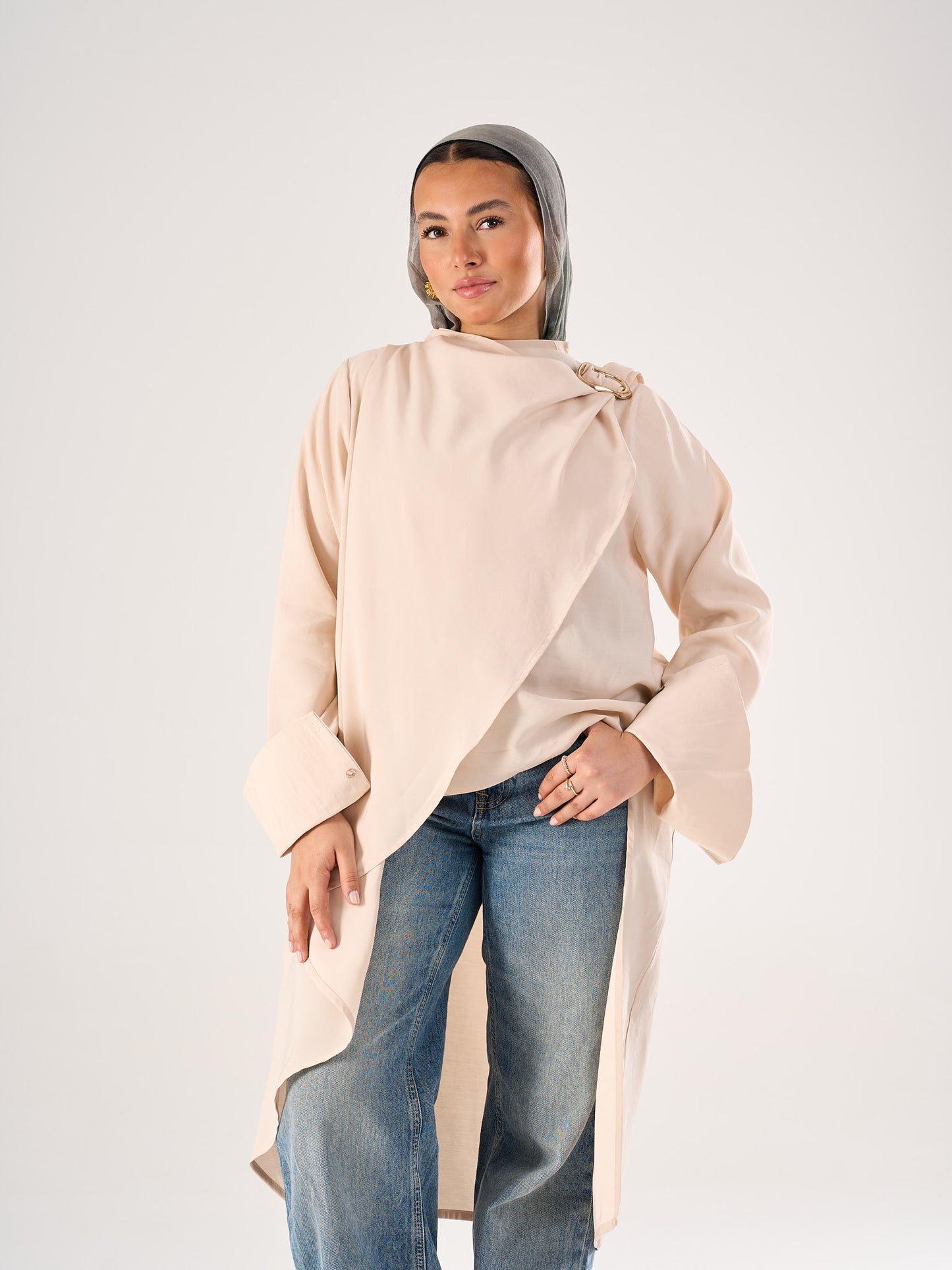 Shawl blouse in Creme