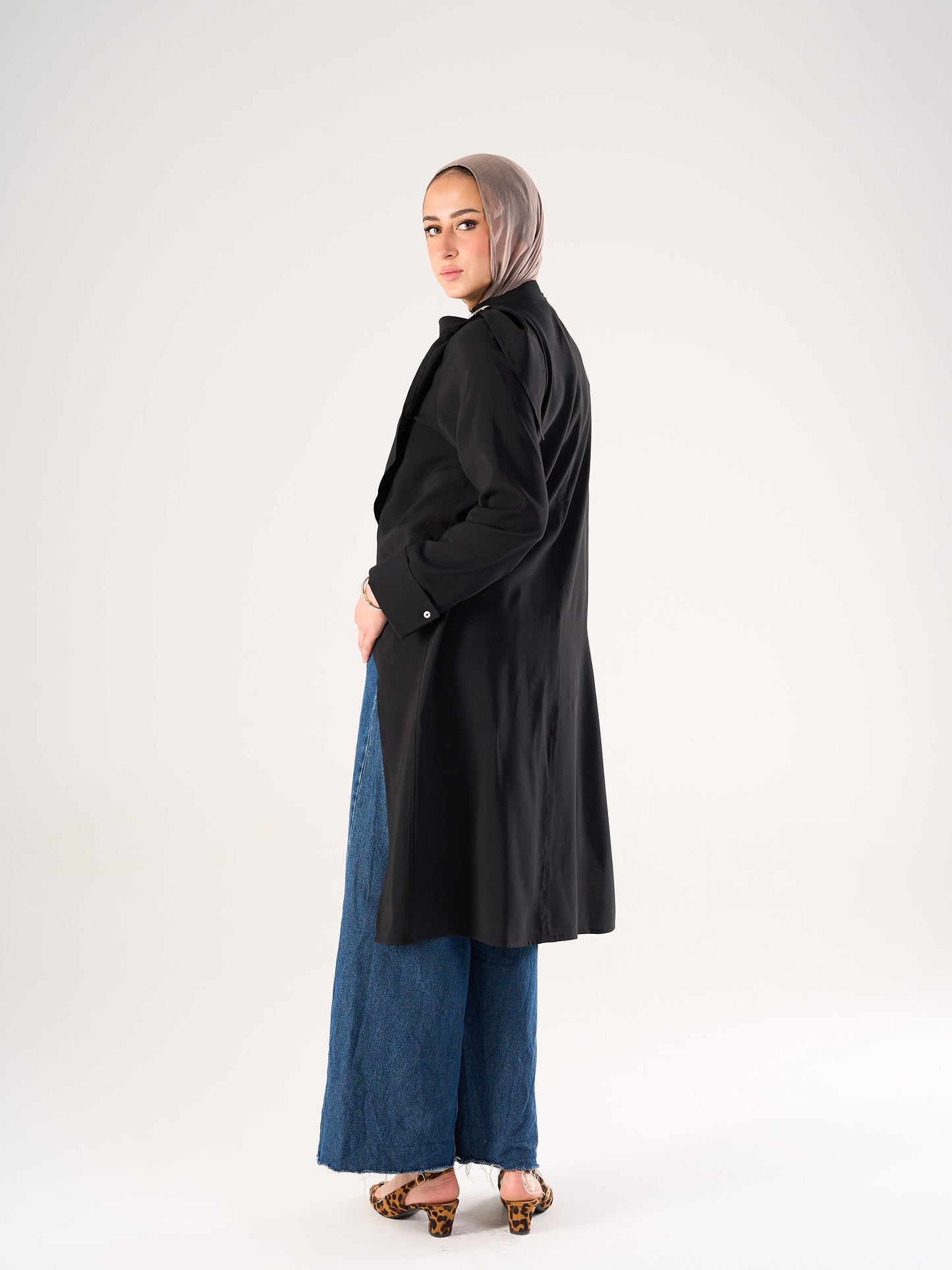Shawl blouse in Black