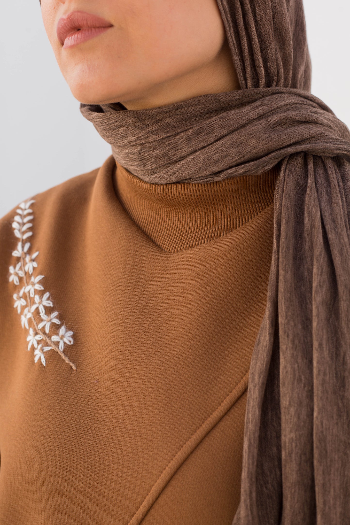 Blossom sweatshirt in brown