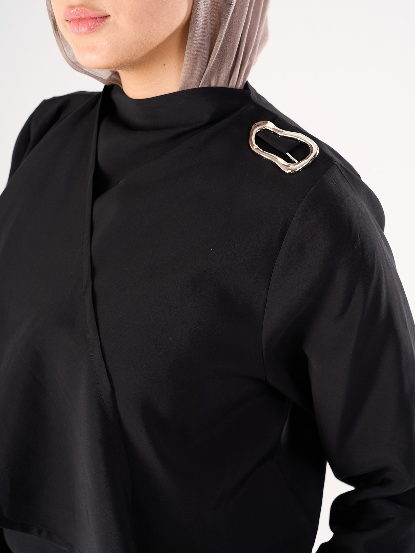 Shawl blouse in Black