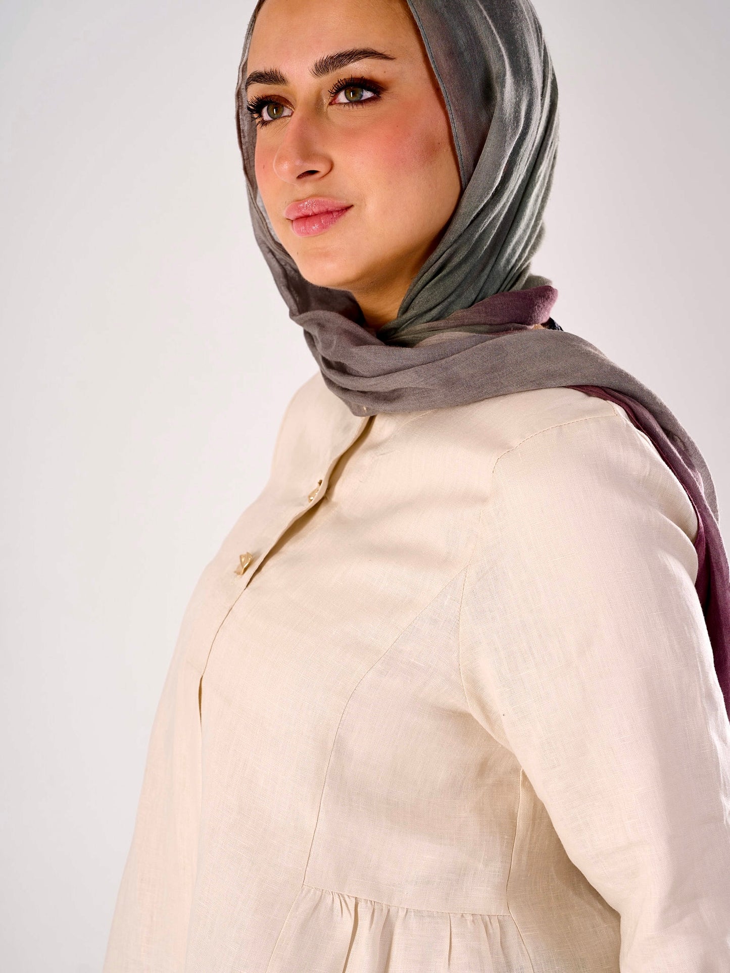 Divine Blouse in Light Beige