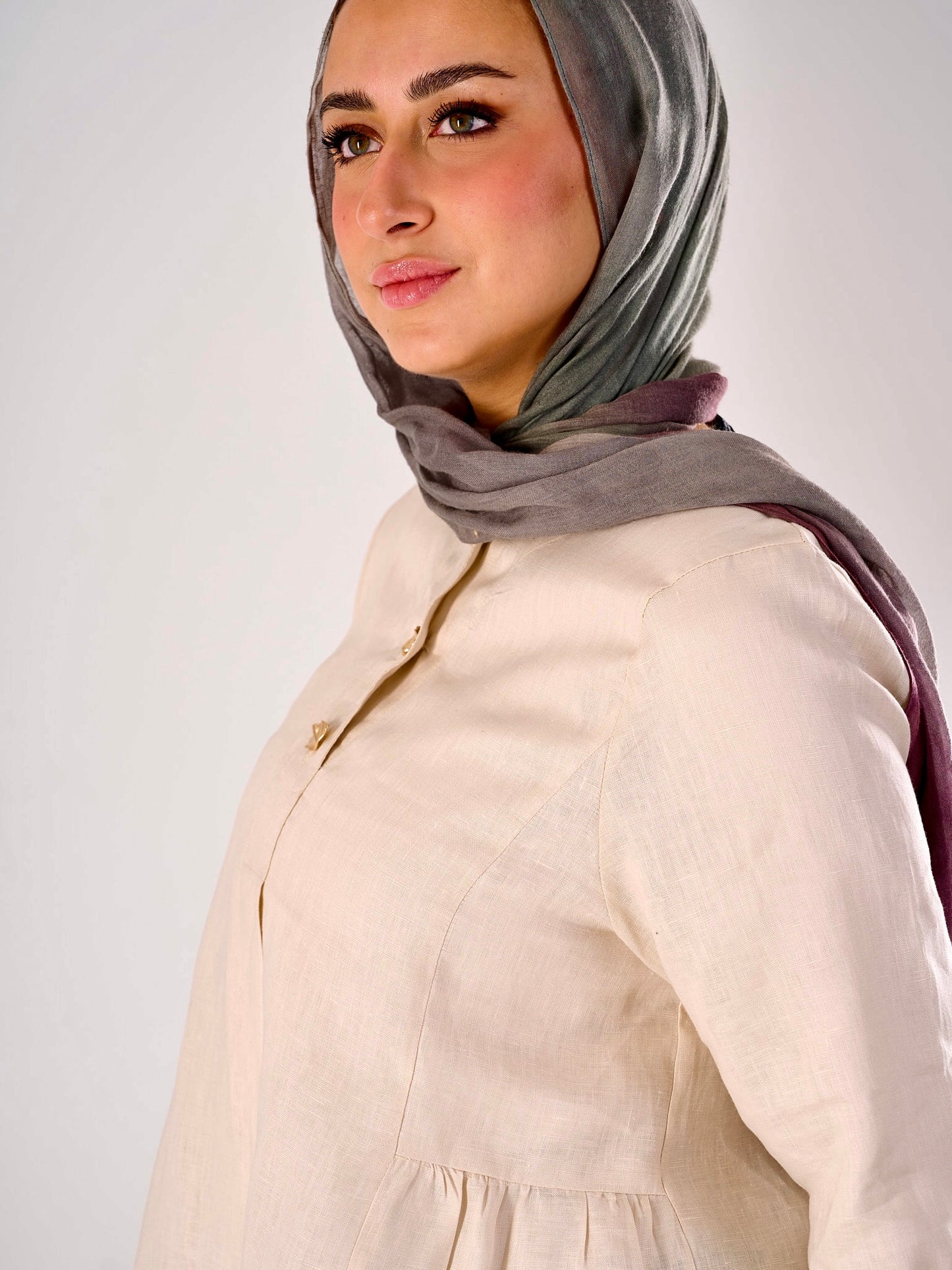 Divine Blouse in Light Beige