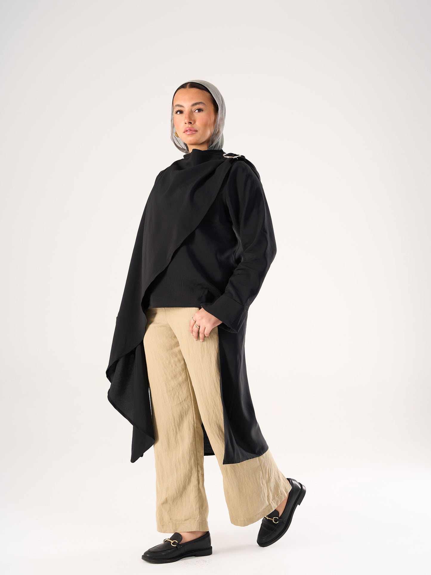 Shawl blouse in Black