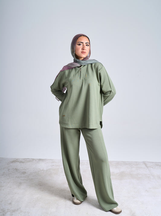 On the Go set in Olive