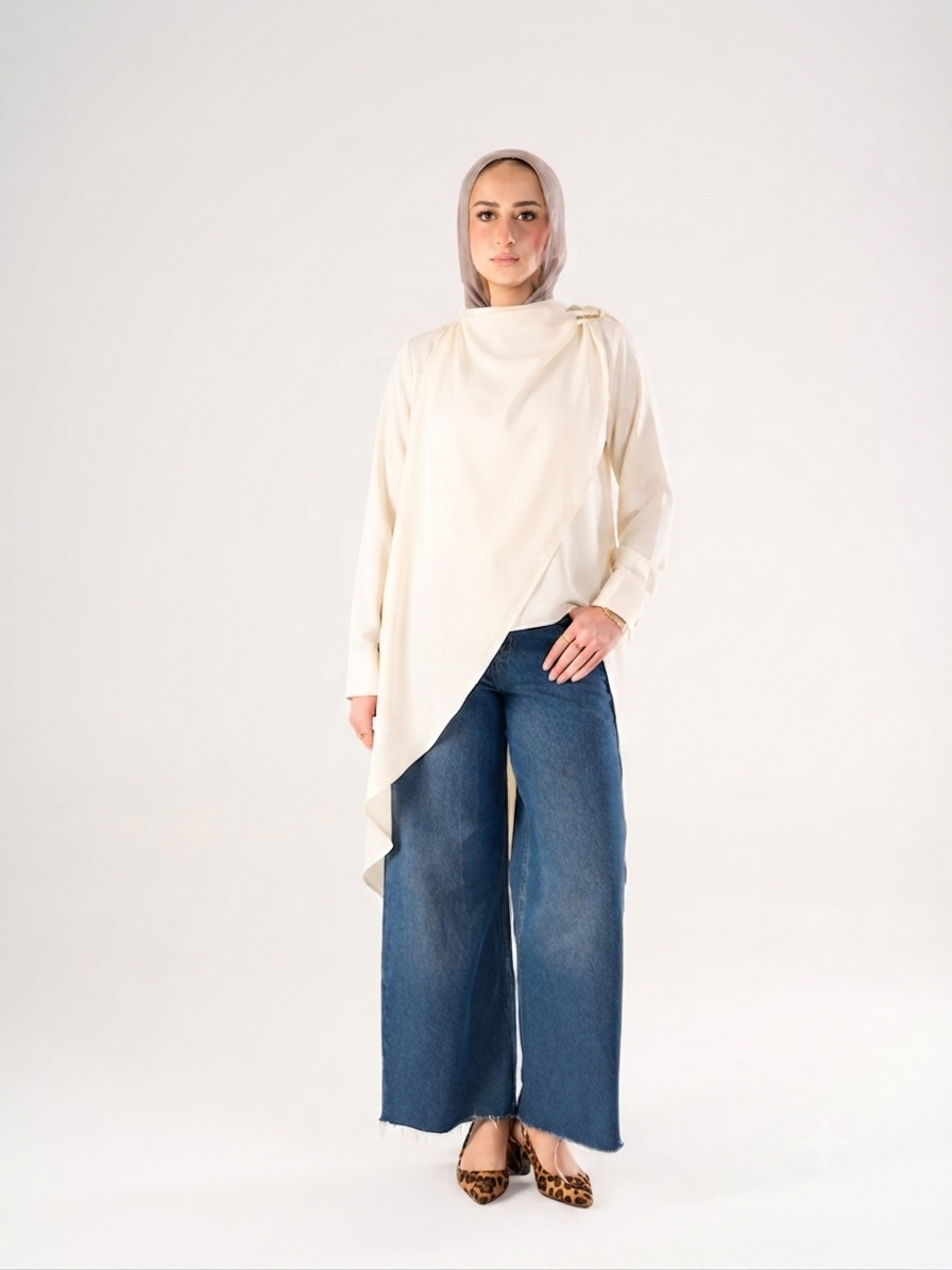 Shawl blouse in off white